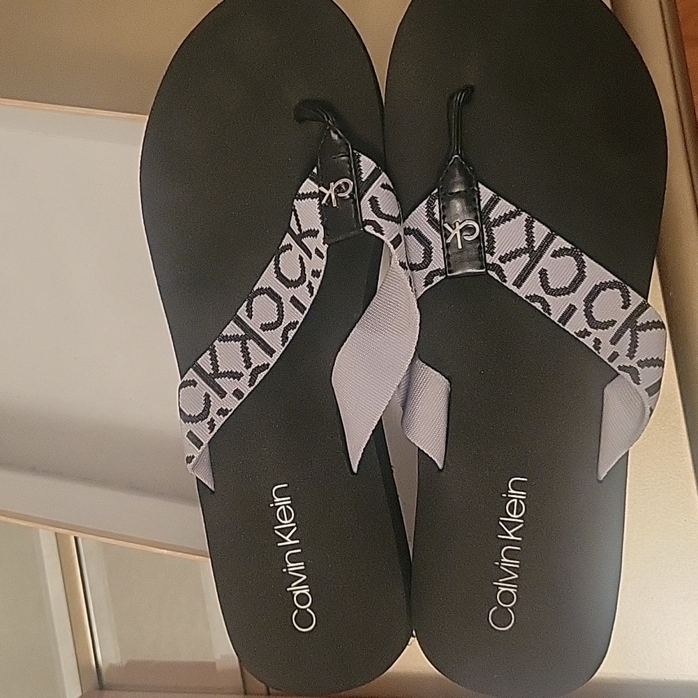 Ladies Slides - Picture 2 of 2